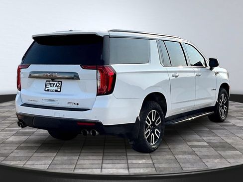 Used 2022 GMC Yukon XL AT4 AWD/4WD image 7