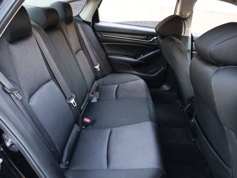 Used 2018 Honda Accord LX image 23