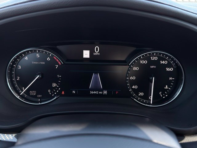 Used 2019 Cadillac XT4 Sport w/ Cold Weather Package AWD/4WD image 5