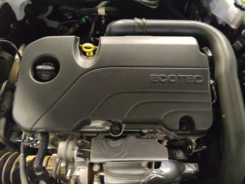 Used 2024 Chevrolet Malibu LS image 30