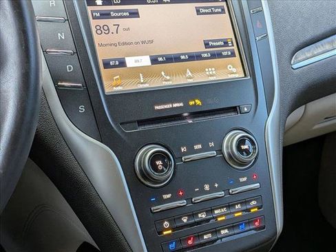 Used 2019 Lincoln MKC Reserve image 5