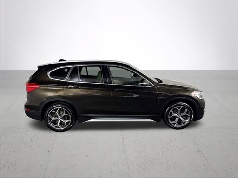 Used 2019 BMW X1 xDrive28i w/ Convenience Package AWD/4WD image 5