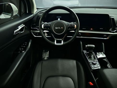 Certified 2023 Kia Sportage EX image 2