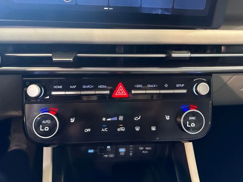 Used 2025 Hyundai Tucson SEL FWD image 27