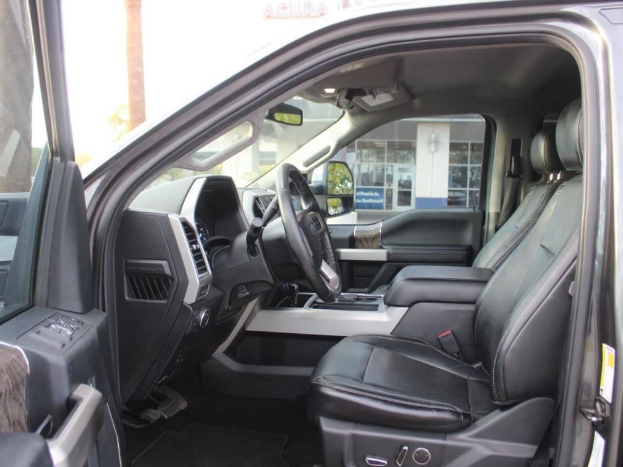 Used 2019 Ford F250 Lariat w/ Chrome Package AWD/4WD image 10