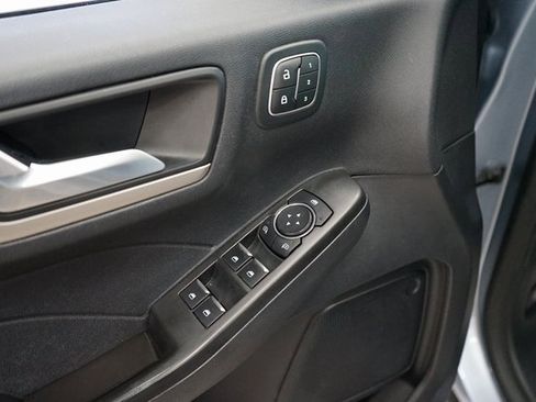 Used 2022 Ford Escape SEL w/ Technology Package image 22