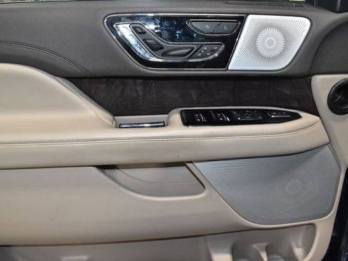 Used 2023 Lincoln Navigator L Reserve w/ Equipment Group 201A image 26