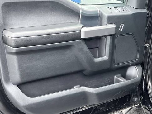 Used 2019 Ford F150 XLT w/ Equipment Group 302A Luxury AWD/4WD image 24
