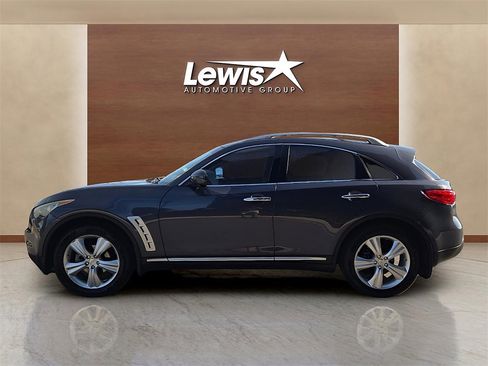 Used 2010 INFINITI FX35 2WD w/ Navigation Pkg image 2