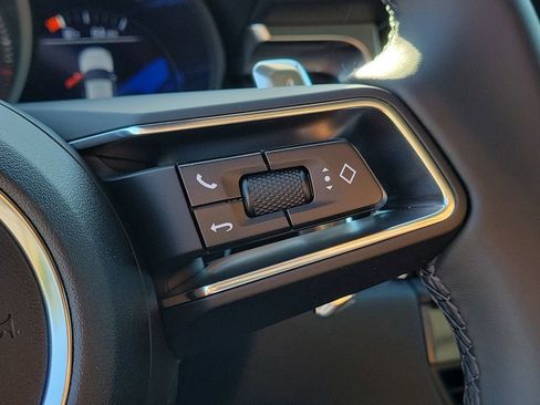 New 2026 Porsche Macan AWD/4WD image 40