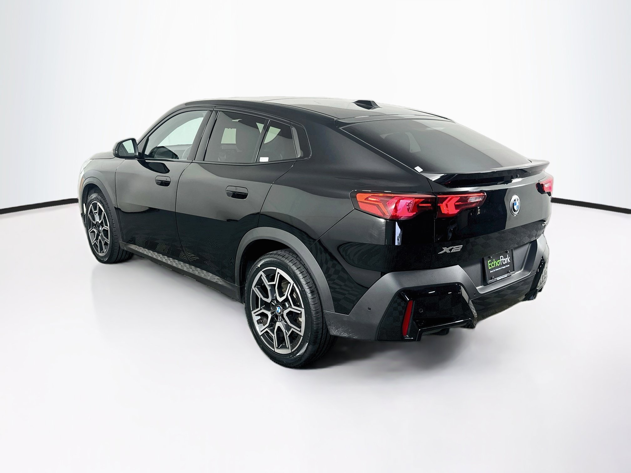 Used 2026 BMW X2 xDrive28i AWD/4WD image 5