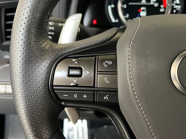 Used 2024 Lexus LC 500 Convertible w/ Touring Package RWD image 35