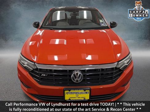 Used 2019 Volkswagen Jetta R-Line image 2