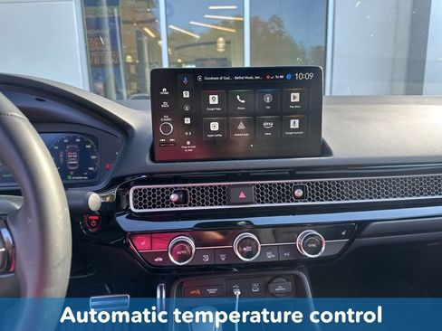 Certified 2025 Honda Civic Sport Touring image 20