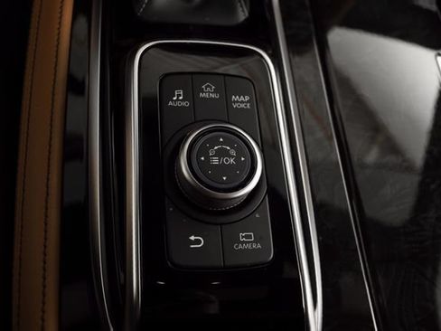 Used 2023 INFINITI QX80 Sensory AWD/4WD image 29