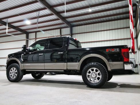 Used 2021 Ford F250 King Ranch w/ King Ranch Ultimate Package AWD/4WD image 7
