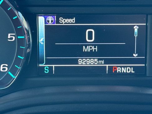 Used 2017 Chevrolet Tahoe LS RWD image 3