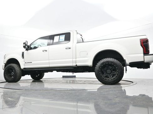 Used 2021 Ford F350 Platinum w/ Tremor Off-Road Package image 53