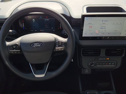 New 2025 Ford Maverick XL w/ Equipment Group 101A image 18