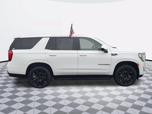 Certified 2022 GMC Yukon SLE w/ Gmc Pro Safety Plus Package AWD/4WD image 8
