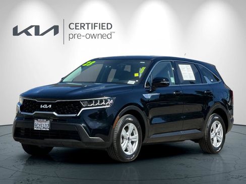 Certified 2023 Kia Sorento LX FWD image 8