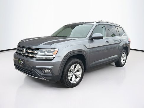 Used 2018 Volkswagen Atlas SE image 3