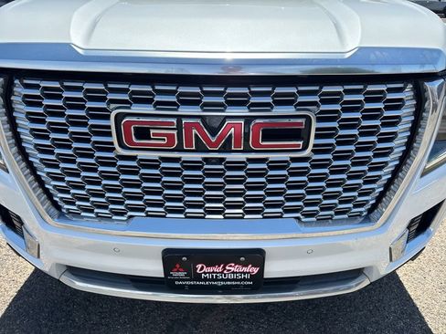 Used 2023 GMC Yukon Denali w/ Advanced Technology Package AWD/4WD image 50