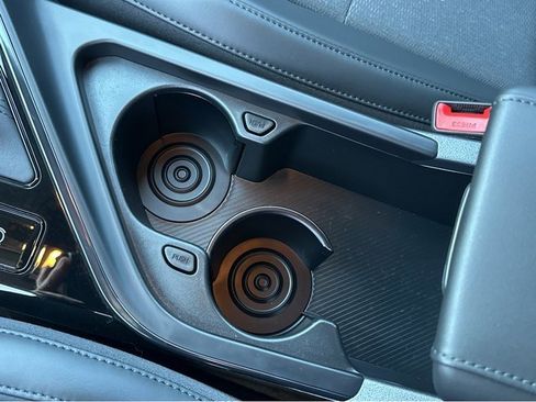 Certified 2025 Kia Niro EX image 27