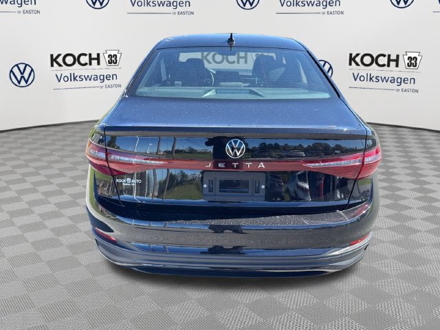 Used 2025 Volkswagen Jetta Sport FWD image 7