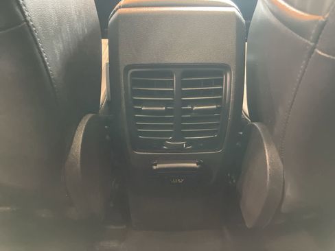 Used 2017 Ford Escape SE w/ Equipment Group 201A image 25