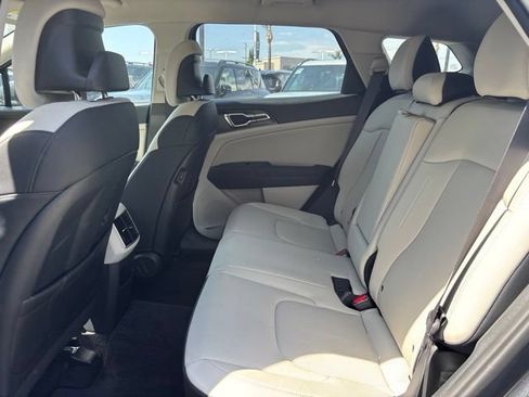 Certified 2026 Kia Sportage EX AWD/4WD image 8