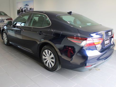 Used 2022 Toyota Camry LE FWD image 33