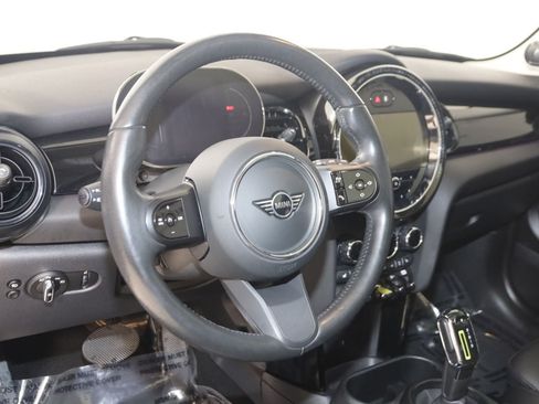 Used 2024 MINI Cooper SE FWD image 6