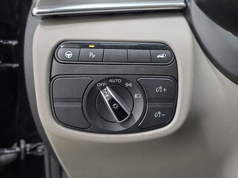 Certified 2023 INFINITI QX50 Luxe AWD/4WD image 23