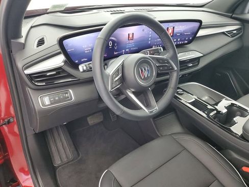 Used 2025 Buick Enclave Preferred w/ Power Package image 21