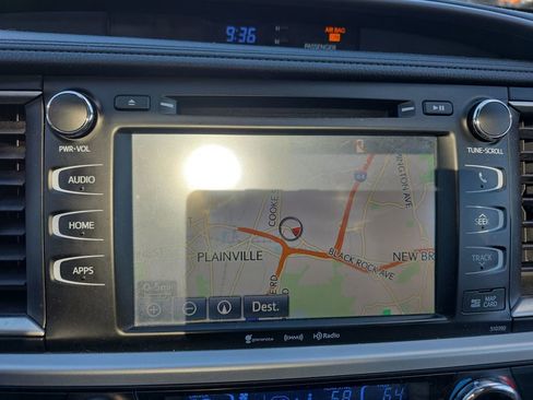 Used 2019 Toyota Highlander XLE image 33