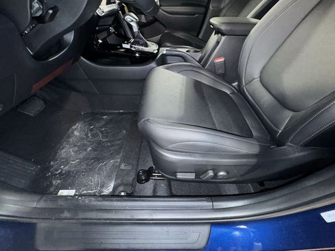 Certified 2025 Kia Seltos EX w/ EX Sunroof Package image 15