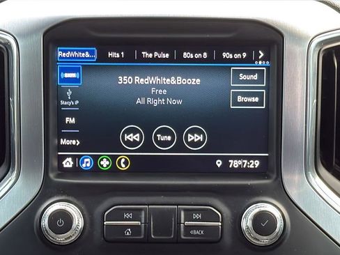 Used 2022 GMC Sierra 2500 SLE w/ SLE Convenience Package AWD/4WD image 17