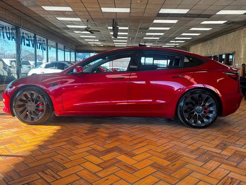 Used 2021 Tesla Model 3 Performance image 5