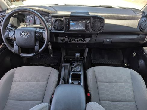 Used 2018 Toyota Tacoma SR w/ SR Convenience Package AWD/4WD image 4
