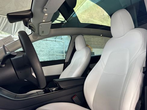 Used 2021 Tesla Model Y Performance AWD/4WD image 5