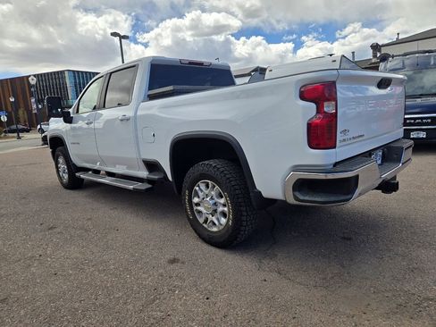Used 2022 Chevrolet Silverado 2500 LT w/ Convenience Package AWD/4WD image 7