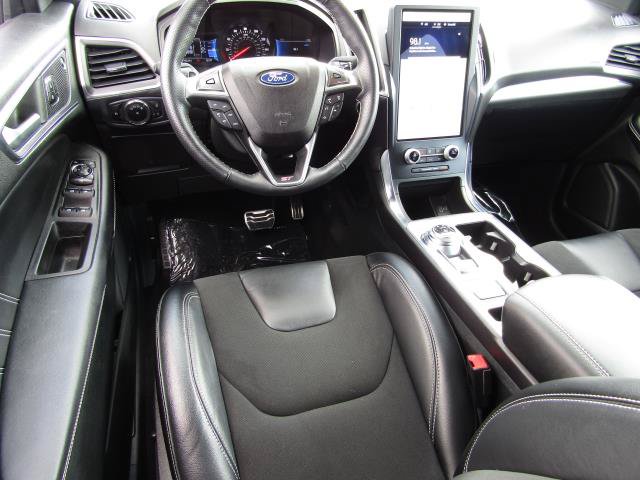 Used 2023 Ford Edge ST AWD/4WD image 2