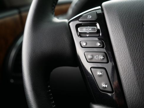Certified 2024 Nissan Armada SL w/ Captain's Chairs Package AWD/4WD image 28
