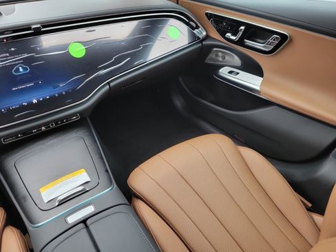 New 2026 Mercedes-Benz E 350 4MATIC Sedan image 13