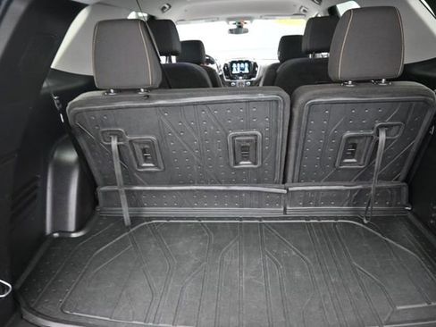 Used 2020 Chevrolet Traverse LT FWD image 26