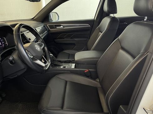 Used 2020 Volkswagen Atlas Cross Sport SEL w/ Cross Sport MDO Package FWD image 11