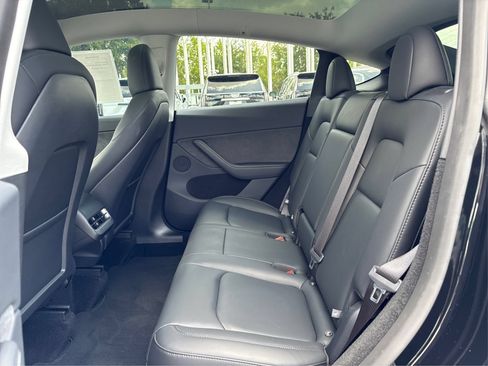 Used 2025 Tesla Model Y Performance AWD/4WD image 10