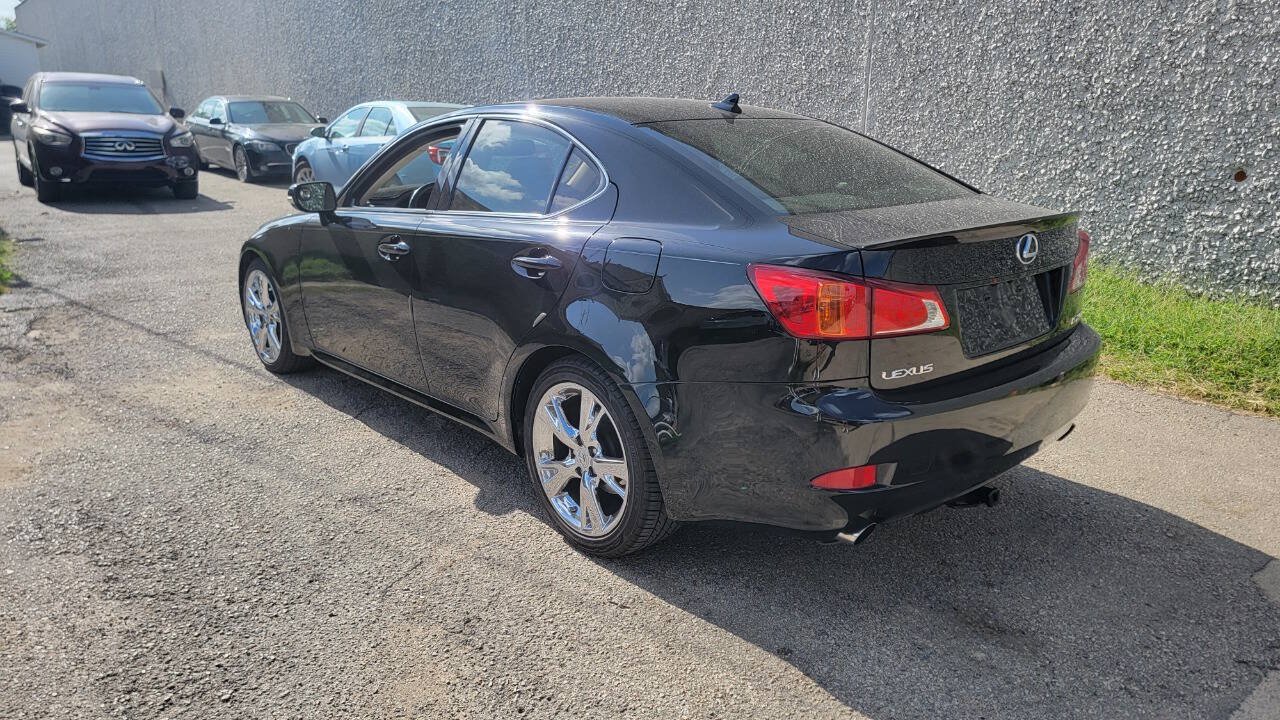 Used 2010 Lexus IS 250 w/ Preferred Accessory Package RWD image 9