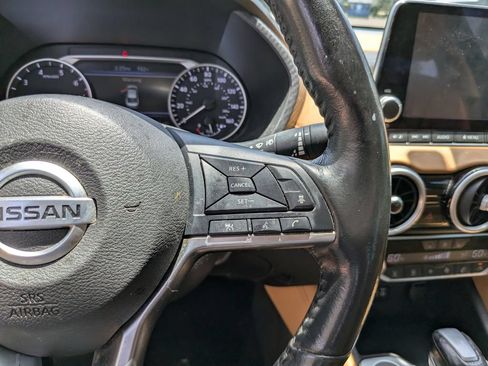Used 2023 Nissan Sentra SV w/ SV Premium Package FWD image 29